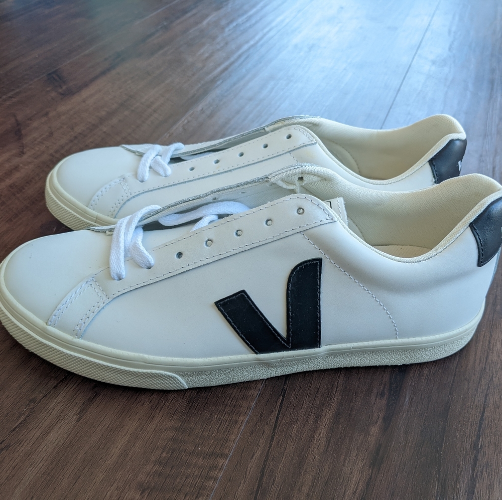 Veja Esplar Leather Sneakers White Used Sz 9 Women
